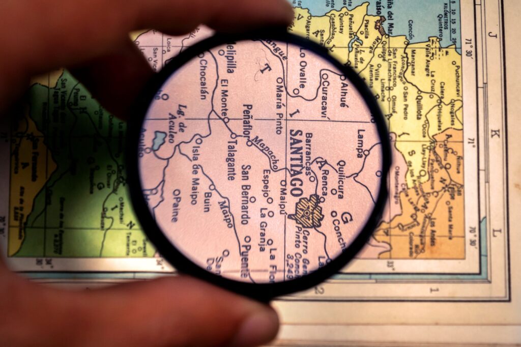 La geografía de los apellidos en España y su huella en la toponimia y las costumbres