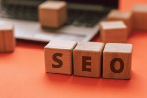 Cómo elegir una agencia SEO: criterios prácticos para Madrid, CDMX y Monterrey